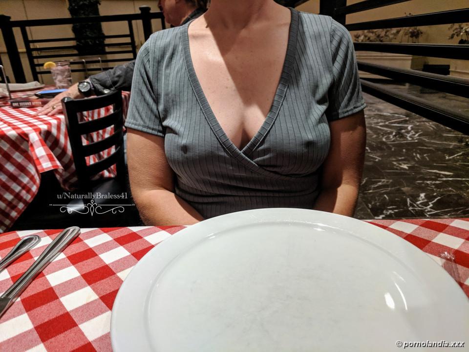 MILF casada sente tesão em se exibir - Foto 234585